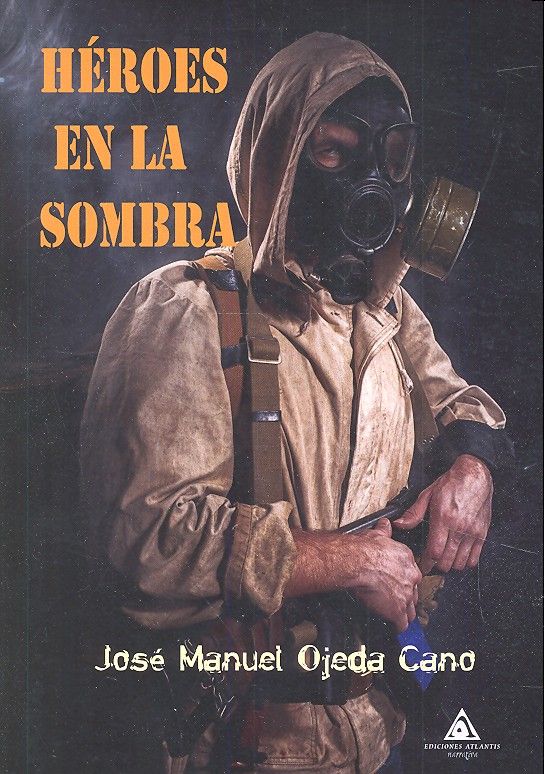 Книга Héroes en la sombra 