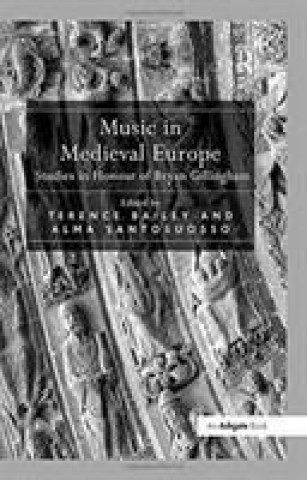 Książka Music in Medieval Europe SANTOSUOSSO