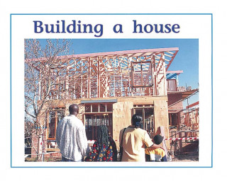 Knjiga BUILDING A HOUSE Annette Smith