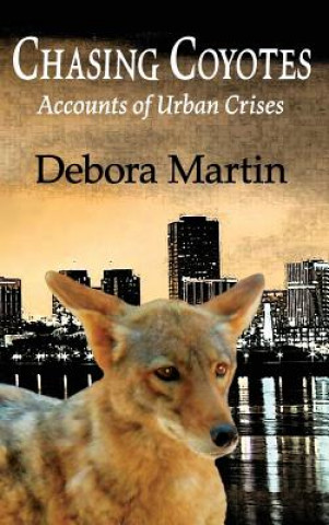 Carte Chasing Coyotes Debora Martin