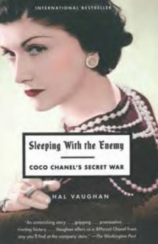 Kniha Tajná válka Coco Chanel Hal Vaughan