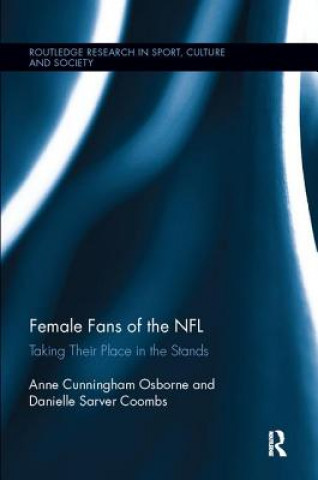 Книга Female Fans of the NFL OSBORNE