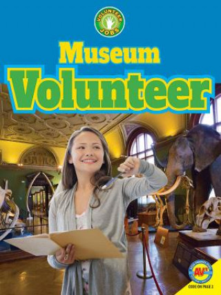 Kniha Museum Volunteer Jennifer Howse