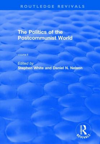 Livre Politics of the Postcommunist World 