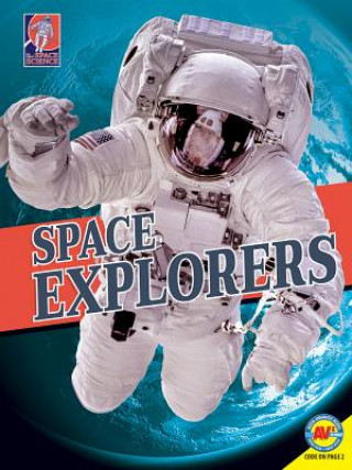 Könyv Space Explorers Steve Goldsworthy