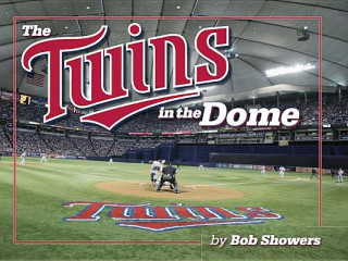 Книга TWINS IN THE DOME Bob Showers