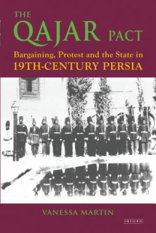 Knjiga Qajar Pact MARTIN  VANESSA