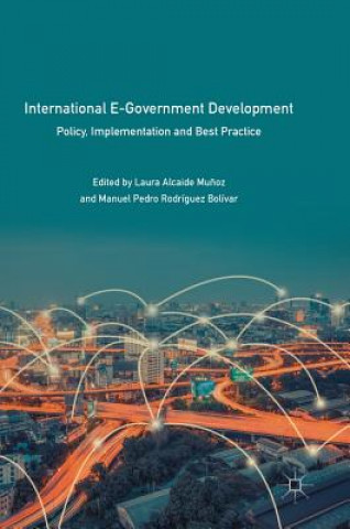 Kniha International E-Government Development Laura Alcaide Mu?oz