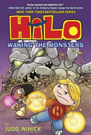 Book Hilo Book 4: Waking the Monsters Judd Winick