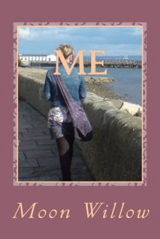 Carte Me: Book of Self Discovery Moonwillow Russell Miss