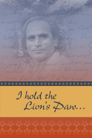 Carte I hold the Lion's Paw Joan Suval