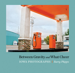 Kniha Between Gravity and What Cheer Barry Phipps