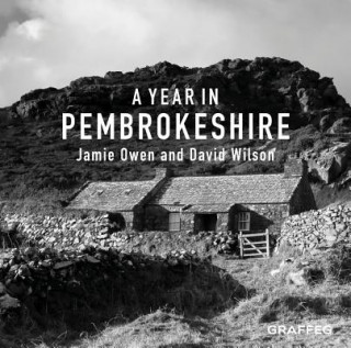 Książka Year In Pembrokeshire Jamie Owen