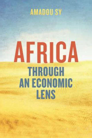 Kniha Africa Through an Economic  Lens Sy