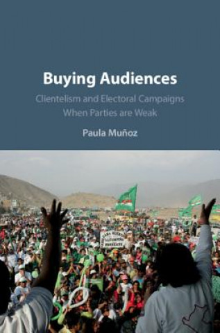 Könyv Buying Audiences Paula Munoz