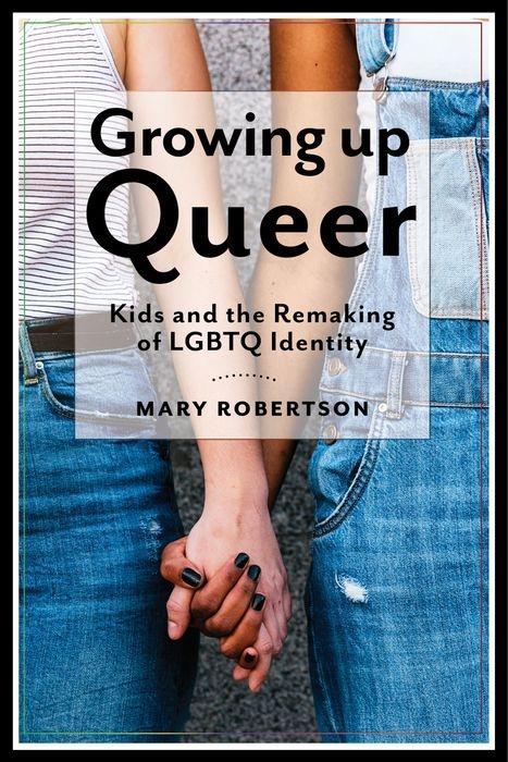Livro Growing Up Queer Mary Robertson