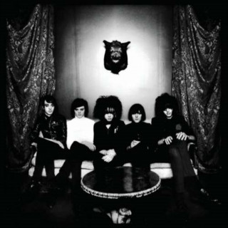 Zvok Strange House The Horrors