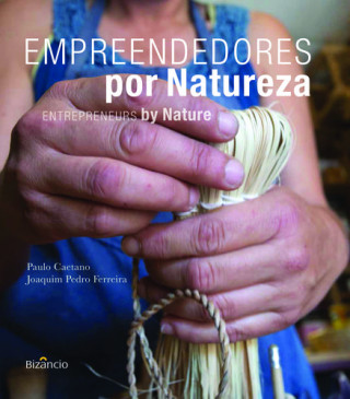 Kniha Empreendedores Por Natureza P. CAETANO