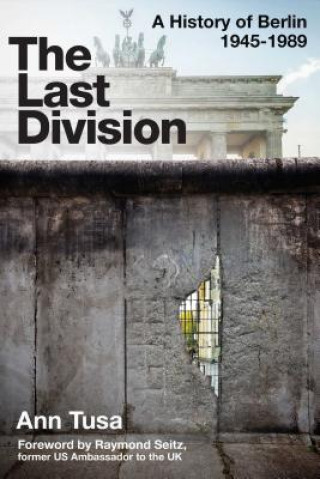 Kniha Last Division Ann Tusa
