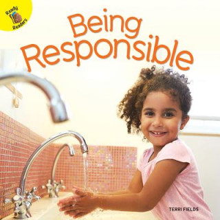 Βιβλίο Being Responsible Terri Fields
