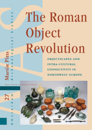 Kniha Roman Object Revolution Martin Pitts