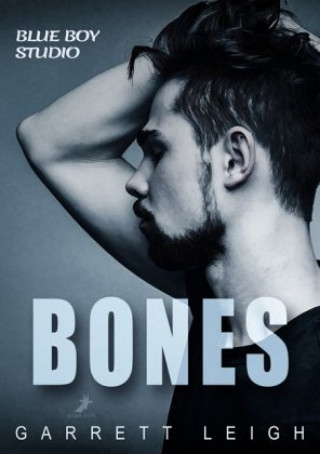 Carte Blue Boy: Bones Garrett Leigh
