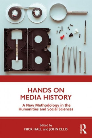 Книга Hands on Media History 