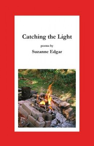 Boek Catching the Light Suzanne Edgar