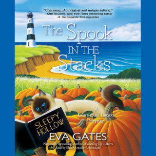 Zvok The Spook in the Stacks: A Lighthouse Library Mystery Eva Gates