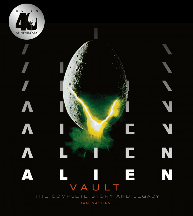 Книга Alien Vault Ian Nathan