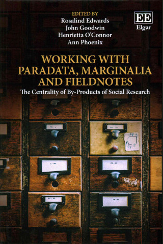 Buch Working with Paradata, Marginalia and Fieldnotes 