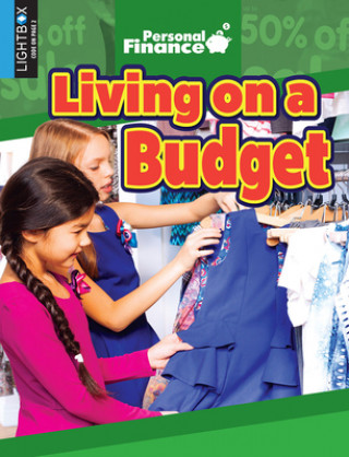 Könyv Living on a Budget 
