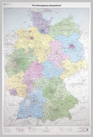 Tiskovina Verwaltungskarte Deutschland 1 : 750 000. Wandkarte plano, gerollt im Köcher 