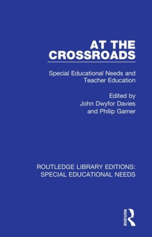 Kniha At The Crossroads John Dwyfor Davies