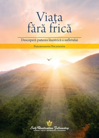 Kniha Living Fearlessly (Romanian) 