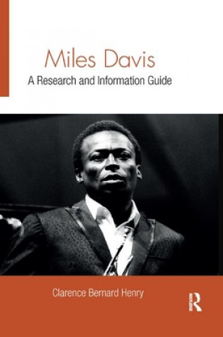 Книга Miles Davis Clarence Bernard Henry