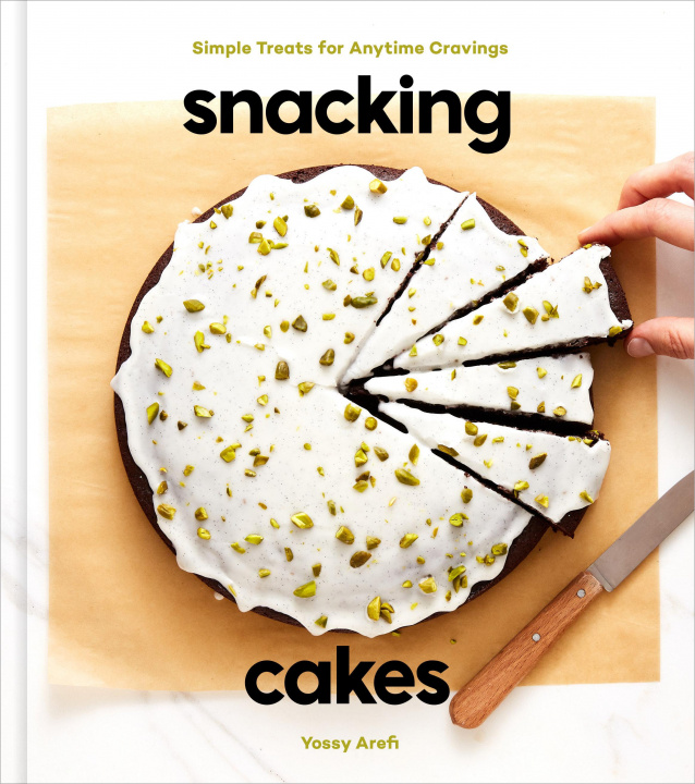 Книга Snacking Cakes 