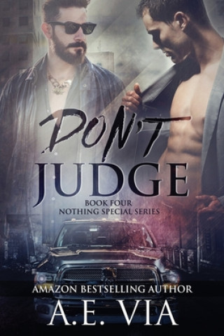 Buch Don't Judge Tina Adamski