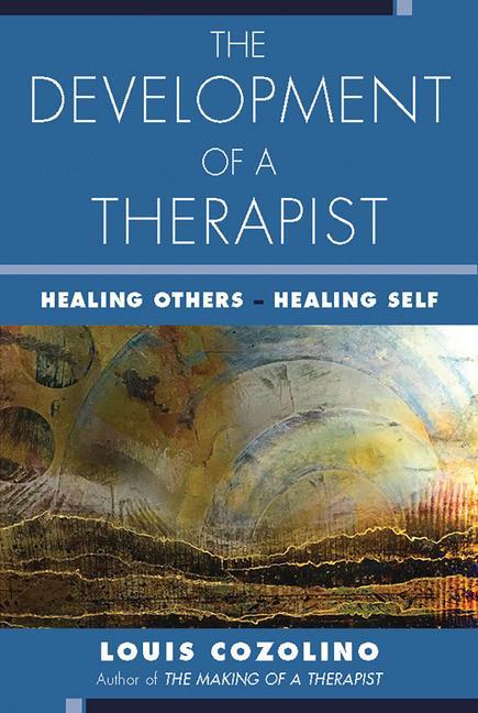 Könyv Development of a Therapist 