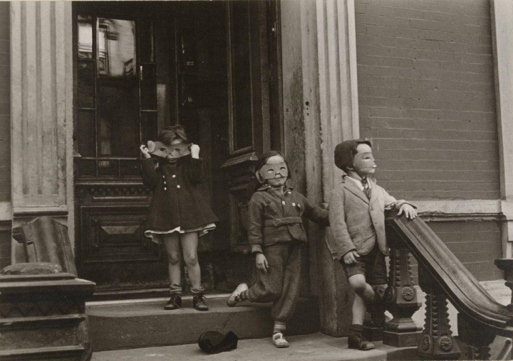 Carte Helen Levitt: New York, 1939 