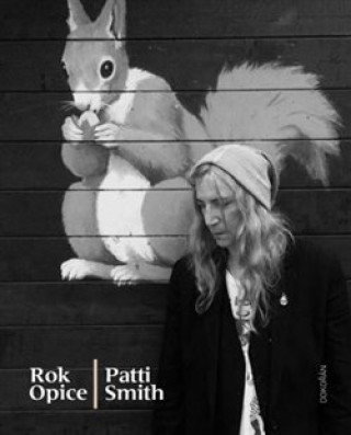Книга Rok opice Patti Smith