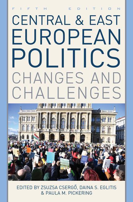 Книга Central and East European Politics 