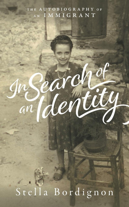 Kniha In Search of an Identity 