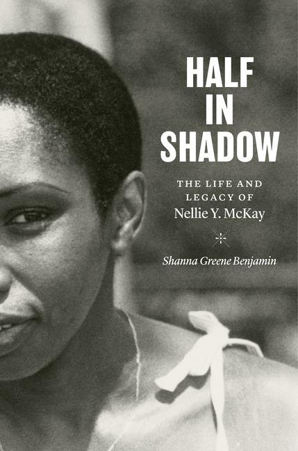 Knjiga Half in Shadow Shanna Greene Benjamin