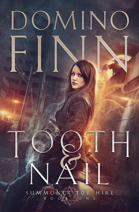 Buch Tooth and Nail Finn Domino Finn
