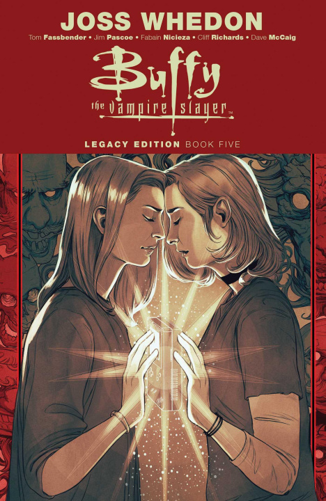 Könyv Buffy the Vampire Slayer Legacy Edition Book 5 