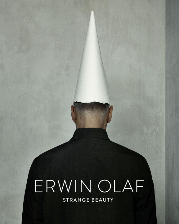 Книга Erwin Olaf 