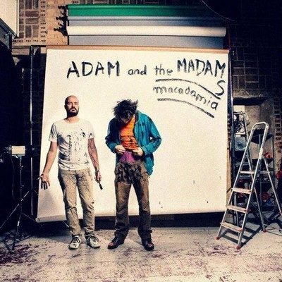 Zvok MACADAMIA AND THE MADAMS