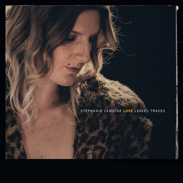 Audio LOVE LEAVES TRACES LEMOINE
