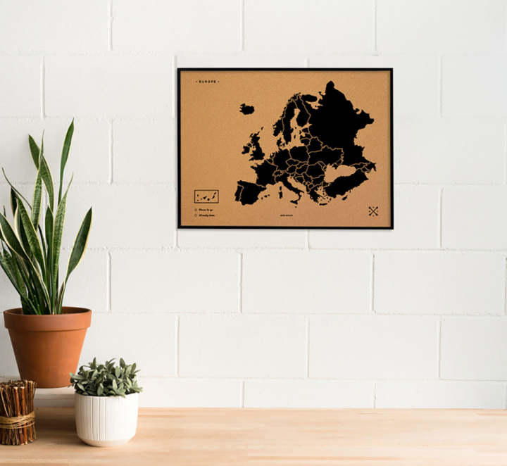 Kniha WOODY MAP L - EUROPE CADRE NOIR 63 CM X 48 CM 